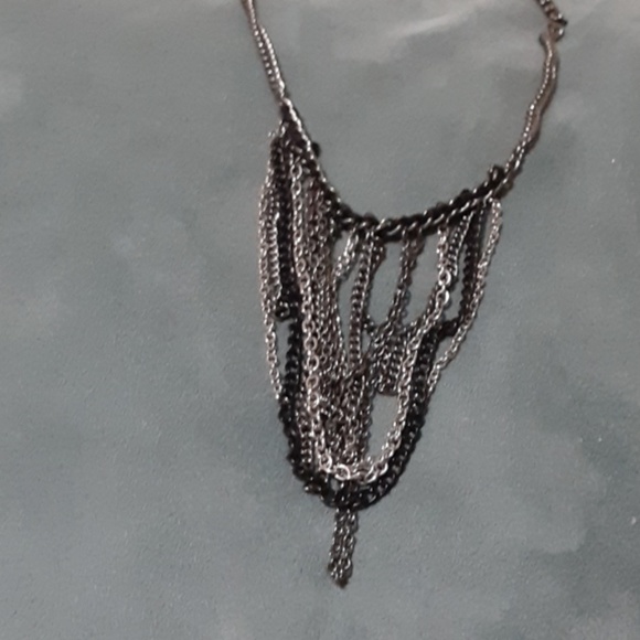 Black and Silver Tone Chain Necklace Rhinestone - Picture 3 of 4